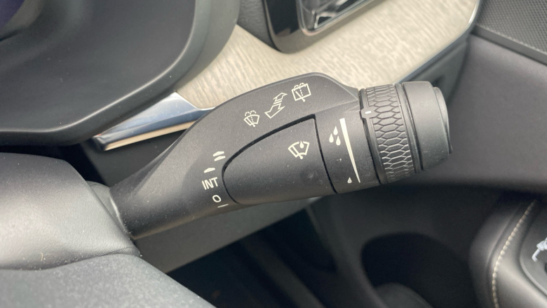 Volvo Xc60 2.0 T8 455 RC PHEV Inscription Pro 5dr AWD Auto Estate